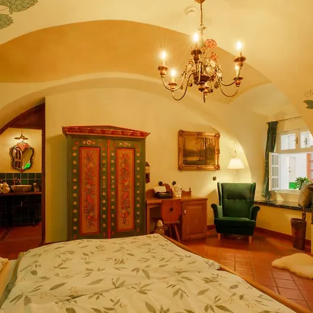 Bed & Breakfast Beerland - At The Golden Lamb