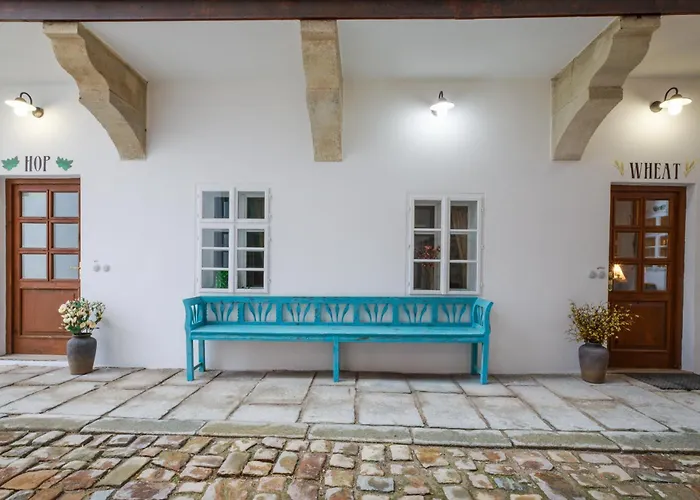 Beerland - At The Golden Lamb Plzeň